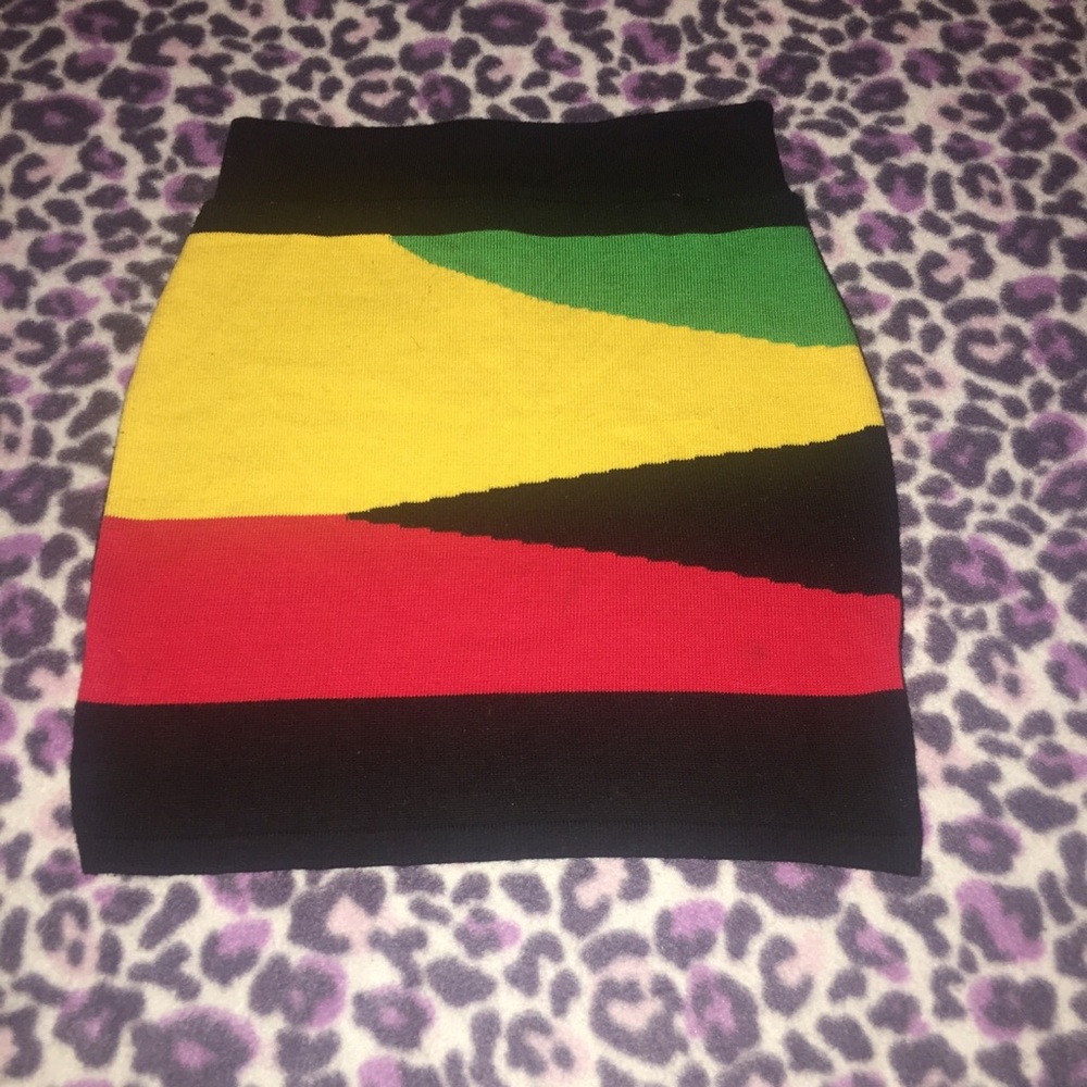Jamaican colored skirt